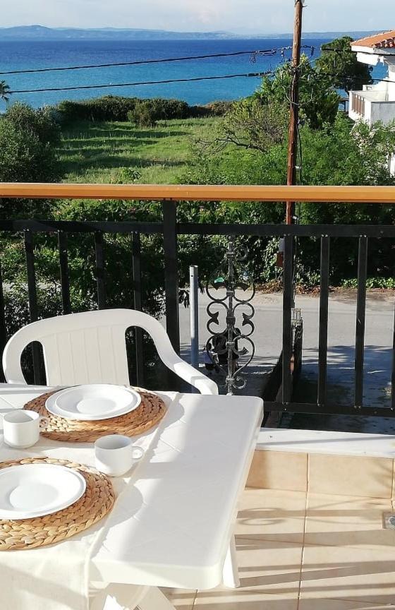 Villa Christina Sea Side A Hanioti Ngoại thất bức ảnh