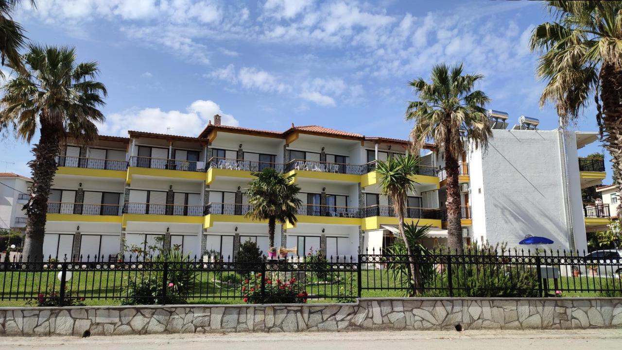 Villa Christina Sea Side A Hanioti Ngoại thất bức ảnh