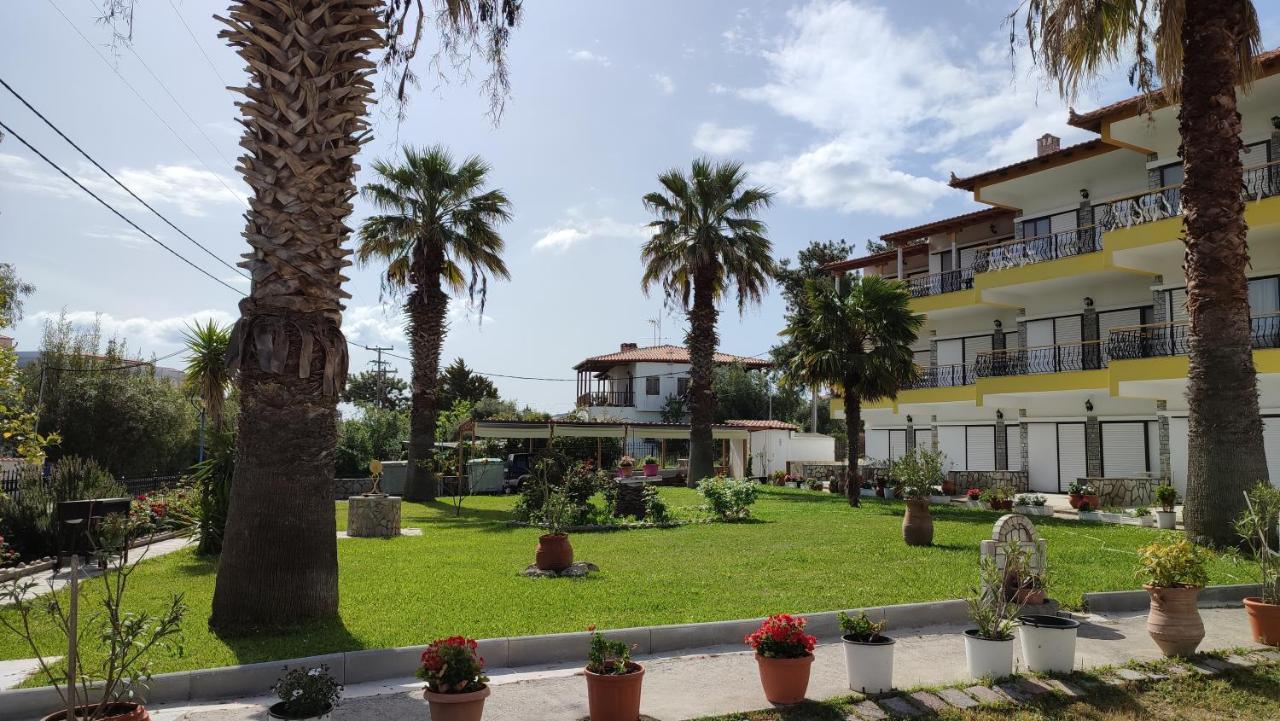 Villa Christina Sea Side A Hanioti Ngoại thất bức ảnh